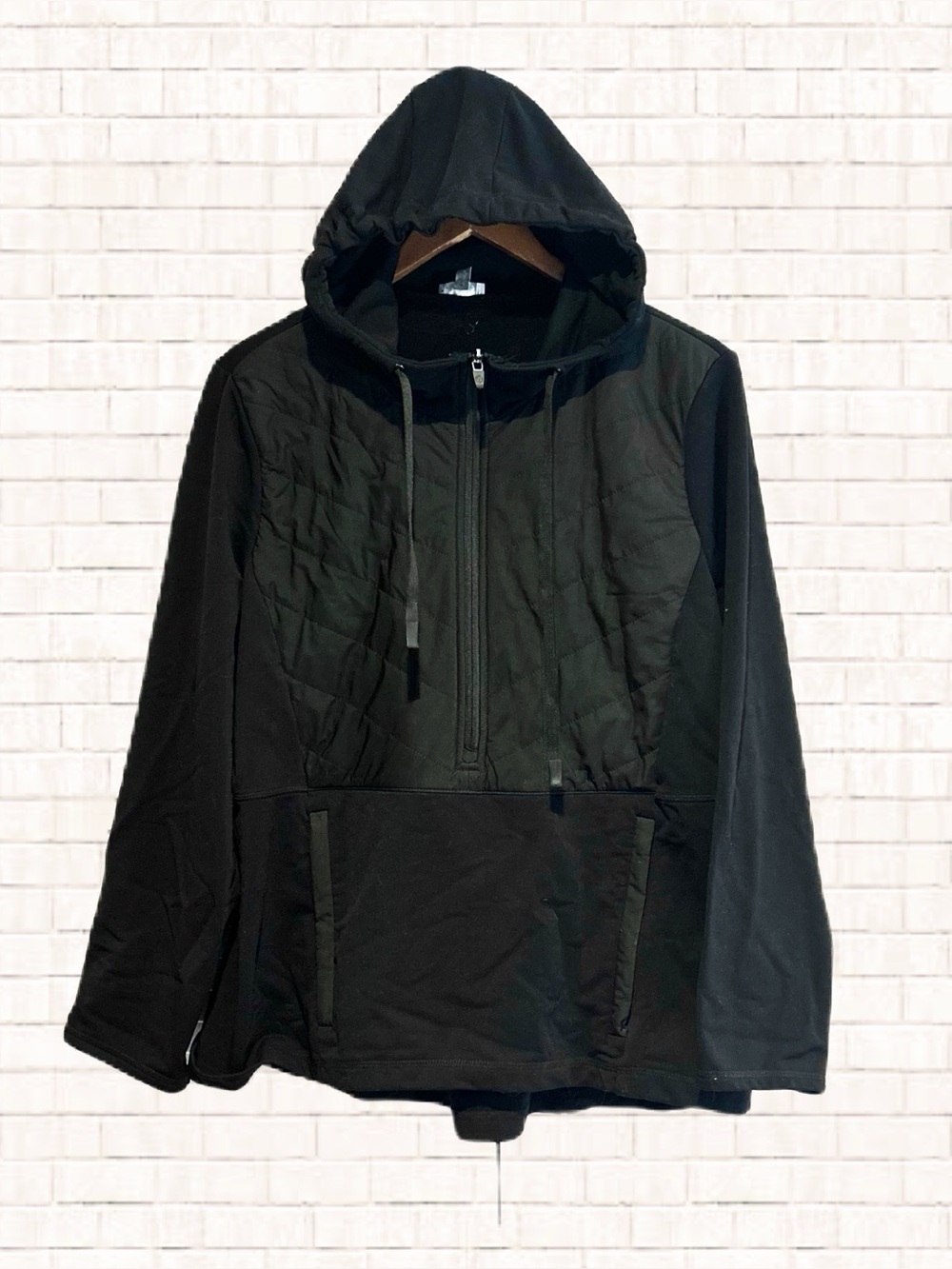 T by Talbots black athletic jacket with hood half zip Petite XL XLP EUC OBO